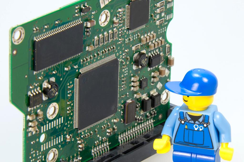 Flowing data particles with rainbow light effects